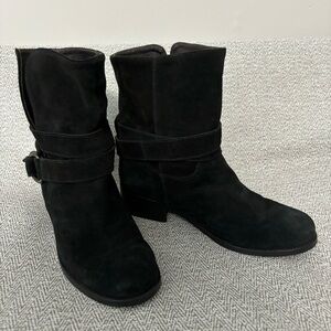 Garnet Hill suede buckle black ankle booties GREAT CONDITION size 6